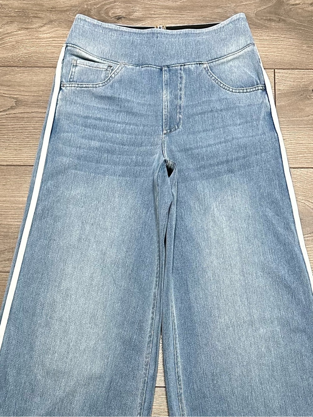 Halara Flex High Waisted Stripe Wide Leg Flowy Washed Casual Jeans Blue XS Tall - Picture 4 of 14